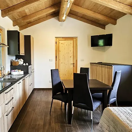 Casa Nel Bosco Dağ evi *